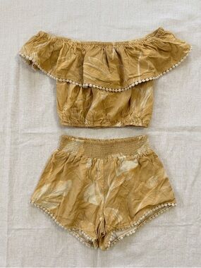 Joyfolie Mia Joy Mustard Yellow Girls 2 Piece Set Floral Top Shorts Size 6
